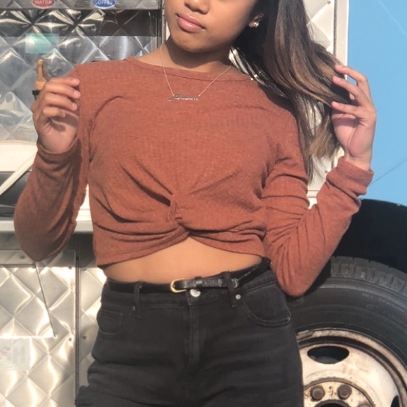 Forever 21 Orange Crop Top - Picture 3 of 3